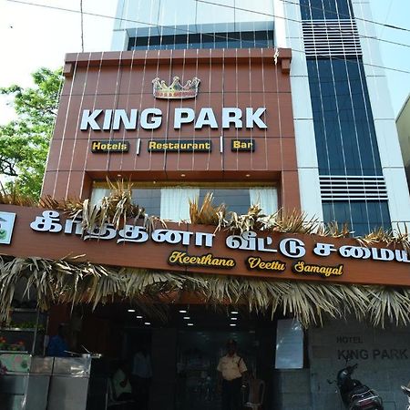 Hotel King Park Puduccseri Kültér fotó