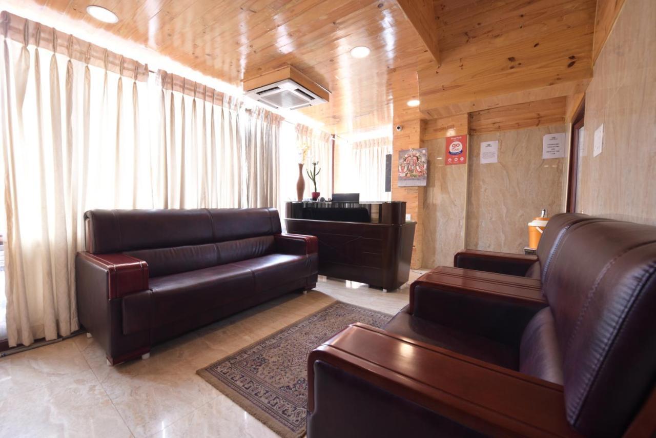Hotel King Park Puduccseri Kültér fotó